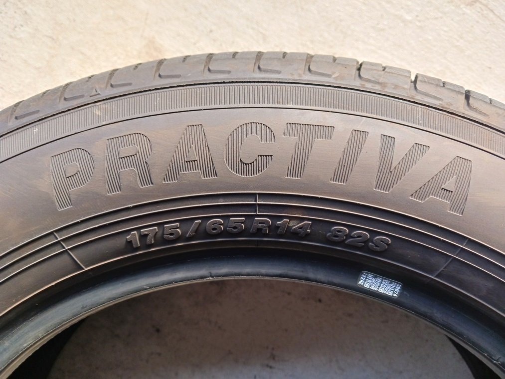 『psi』 ヨコハマ PRACTIVA 175/65R14(82S) ラジアルタイヤ2本セット 2021年の画像3