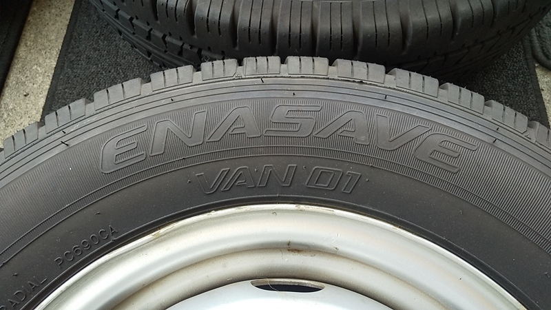 『psi』 GV カペラカーゴ マツダ純正ホイール 13インチ × 4.5J 4穴 PCD114.3 + DUNLOP ENASAVE VAN01 165R13 6PR LT タイヤ4本セット_画像5