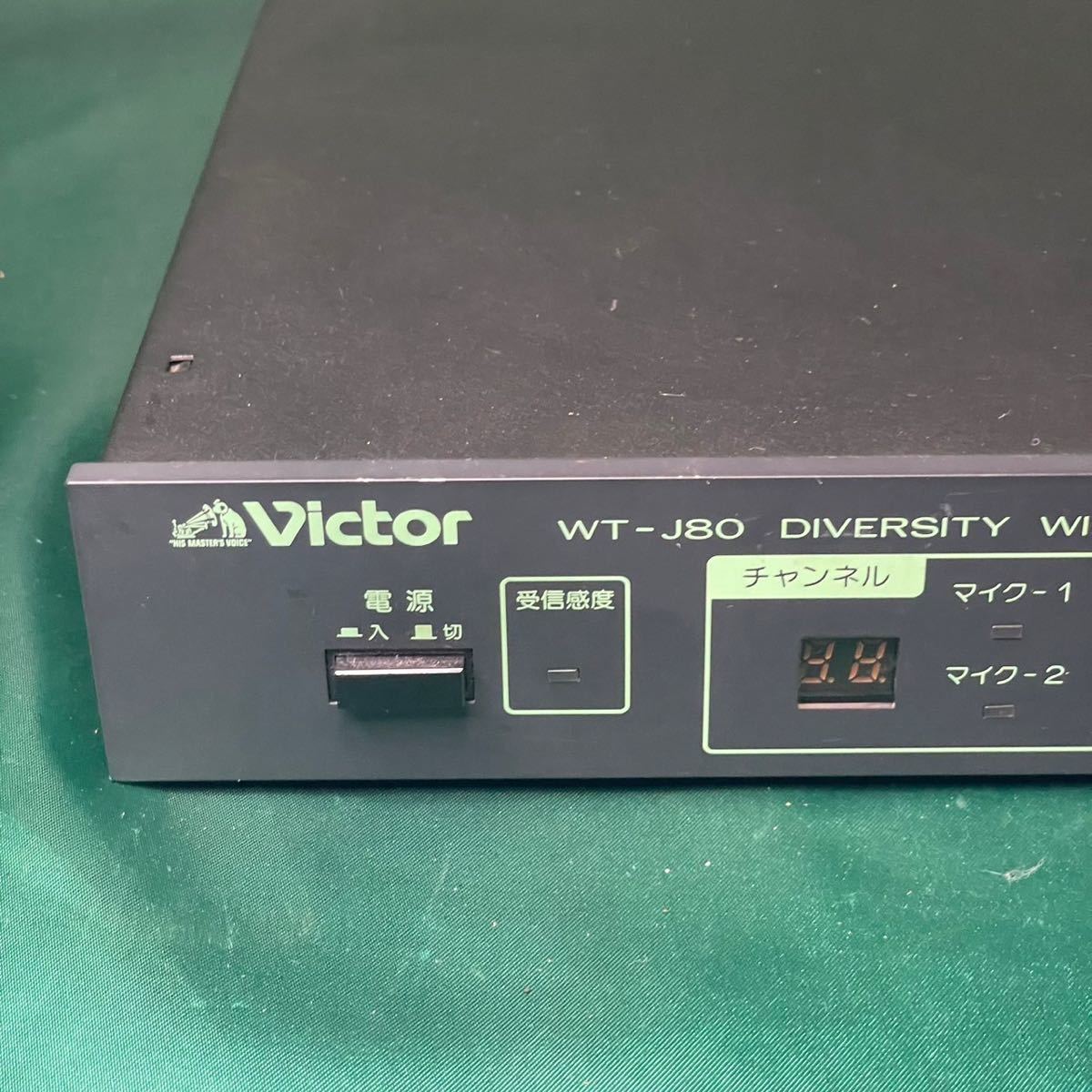 Victor WT-J80 DIVERSITY WIRELESS TUNER ダイバーシティ ワイヤレス チューナー 日本ビクター カラオケ機器 800MHz帯 音響_画像3