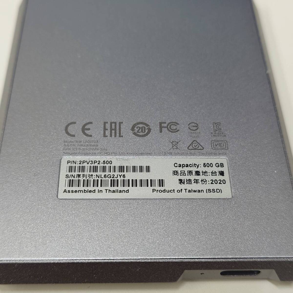 美品 動作品 2020年製 ラシー LaCie 500GB モバイルSSD 外付けHDD USB-C Apple Mac WIN 外付けストレージ 30周年記念モデルの画像6