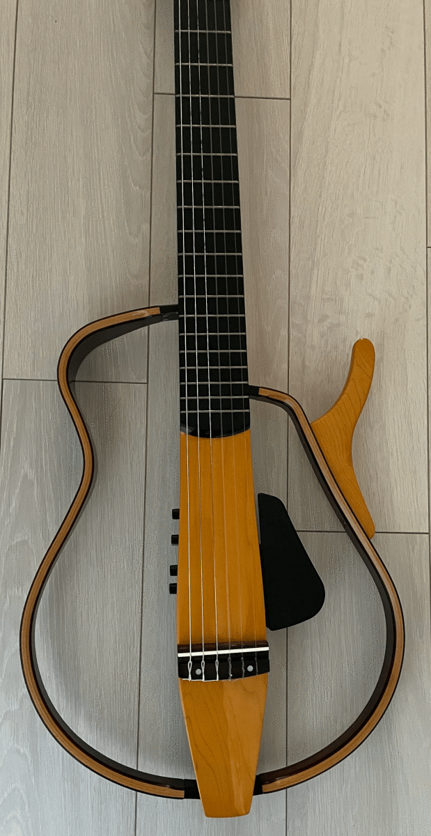 YAMAHA サイレントギター SLG130NW（本体のみ）