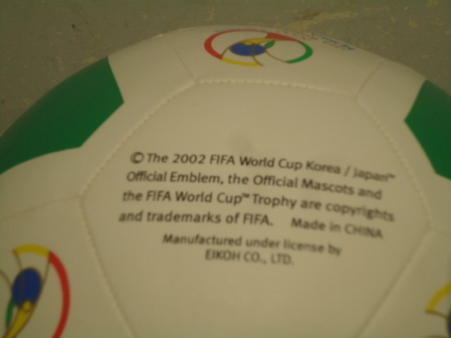 （２）FIFA・２００２・ワールドカップ・記念品（サッカーボール型・ぬいぐるみ・グリーン）_画像6