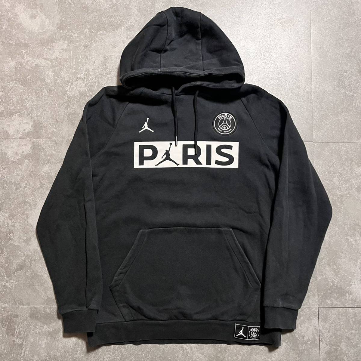 NIKE ナイキ　JORDAN パリサンジェルマン Paris Saint German パーカー　ブラック　黒　スウェット