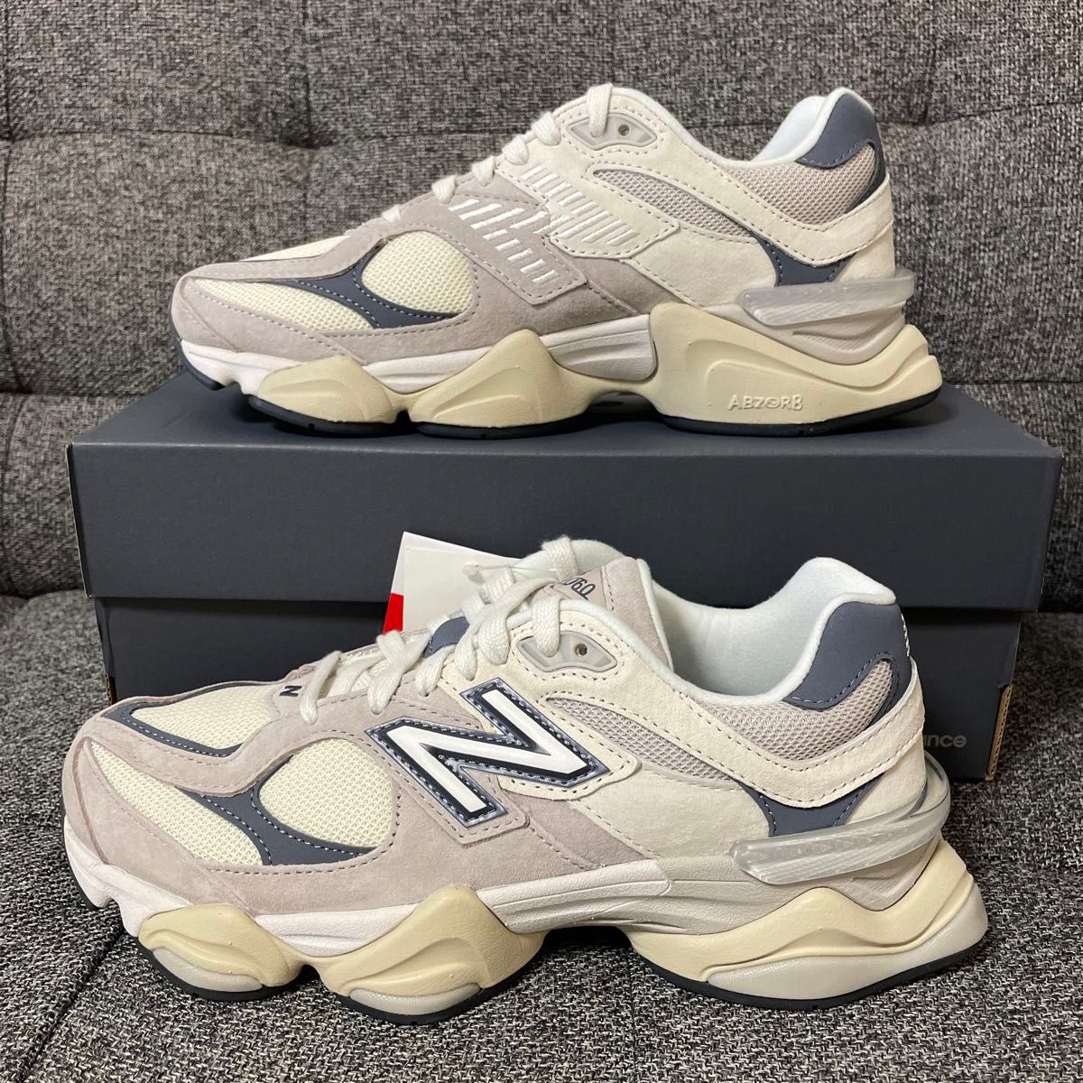 New Balance ★ U9060EEB ★ 22~29cm★ 兼用 ★ 送料・関税込 新品】ニューバランス U9060EEB 25 0㎝ NEW BALANCE ベージュ系