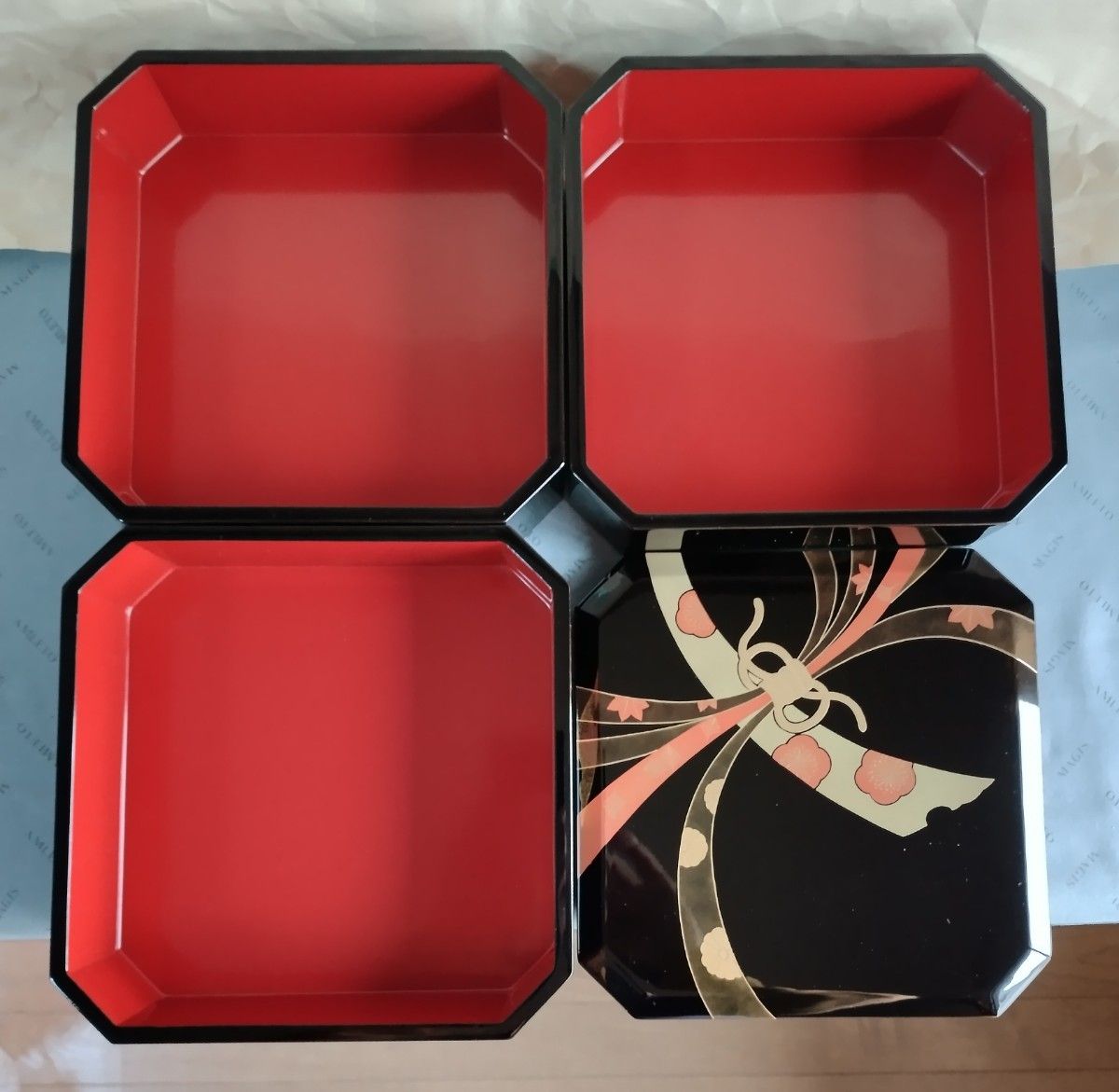輪島塗 わじま龍作 のし蒔絵 三段重箱 隅切 重台付き|Yahoo 輪島塗 わじま龍作 のし蒔絵 三段重箱 隅切 重台付き|Yahoo
