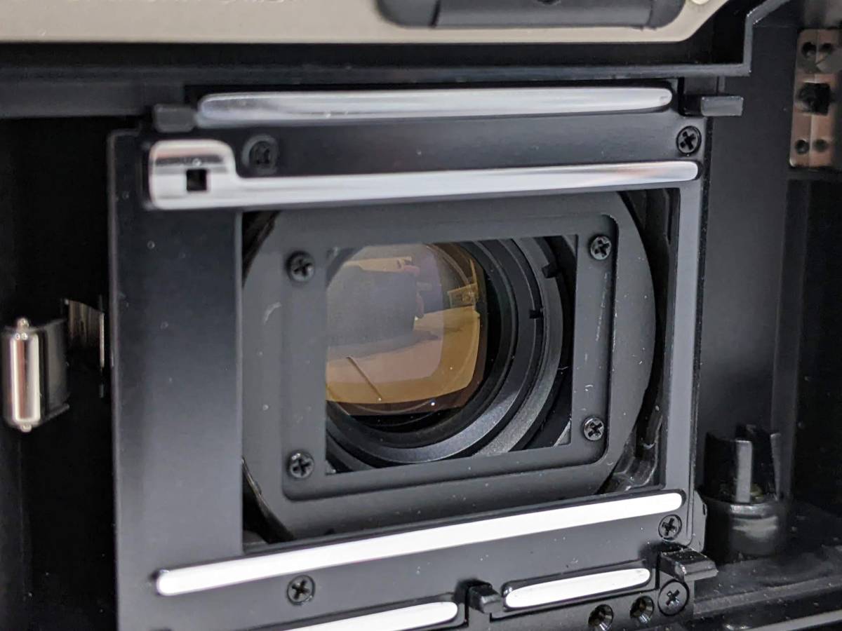 【43777】Leica ライカ minilux ミニルックス コンパクトフィルムカメラ レンズ 1:2.4/40mm ソフトケース付き 動作品_画像10