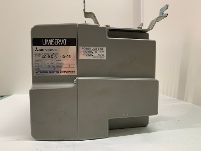 縫製工場のジャンク　⑨　三菱リミサーボ　XC　100V用　ボックスのみ_画像2