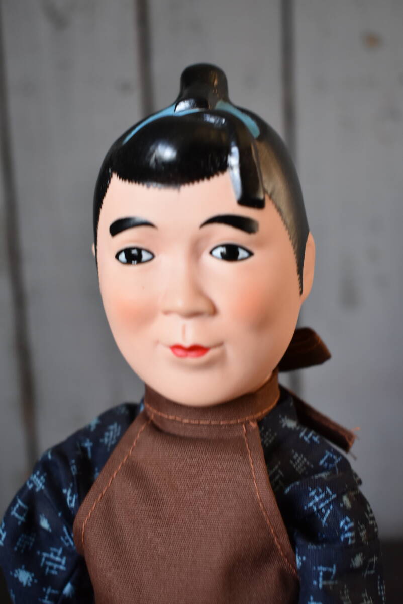 Qn996 【非売品】藤山寛美 ソフビ 26.5cm 丁稚奉公 松竹新喜劇 大丸 Fujiyama kanbi old japanese comedian osaka figure 60サイズ_画像5