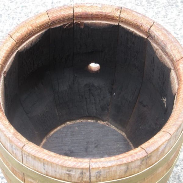 ◆オーク製ミニ樽 自家熟成 & サーバー ◆オリジナル焼酎を造る 5G_焼かれた内部