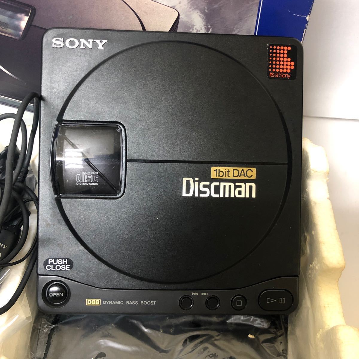 【ジャンク】SONY・ソニーディスクマン CDプレーヤー Discman D-99_画像2