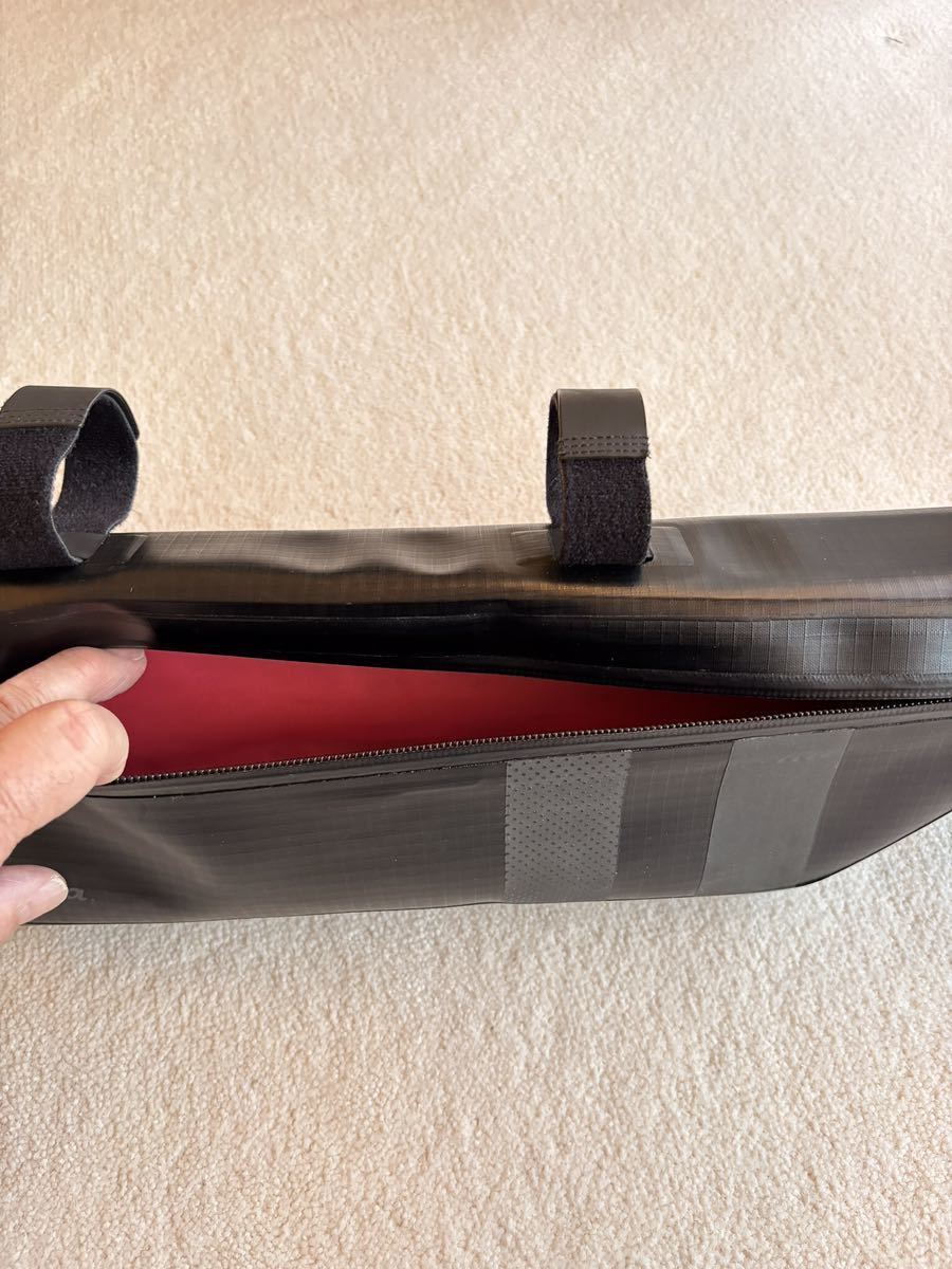 最終値引き 入手困難 Rapha Rapha WATERPROOF FRAME PACK 最終値引き 入手困難 Rapha Rapha WATERPROOF FRAME PACK