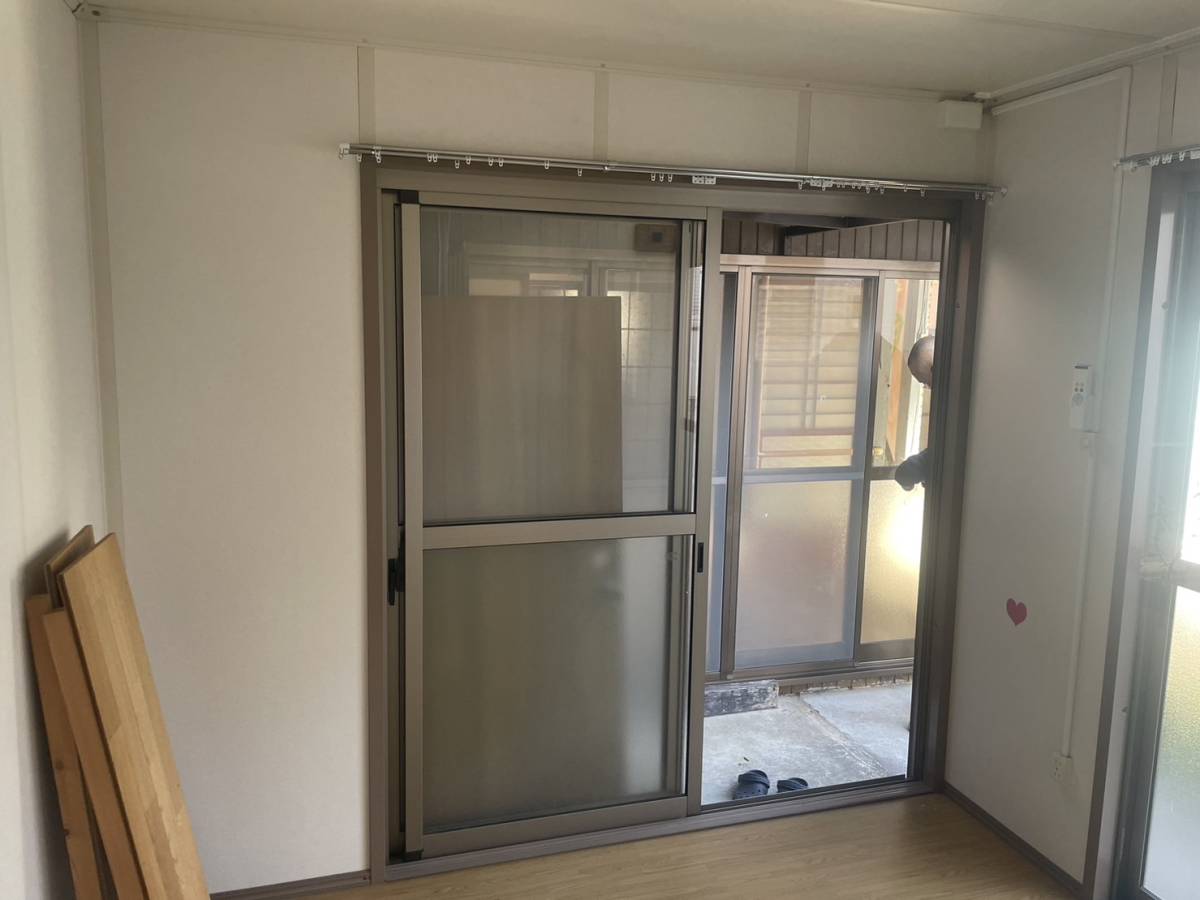  used storage room INABA SMK-75H Inaba naiso-H3040×D2460×H2440 prefab warehouse insulation window outdoors steel gray . leaf factory Saitama prefecture Toda city 