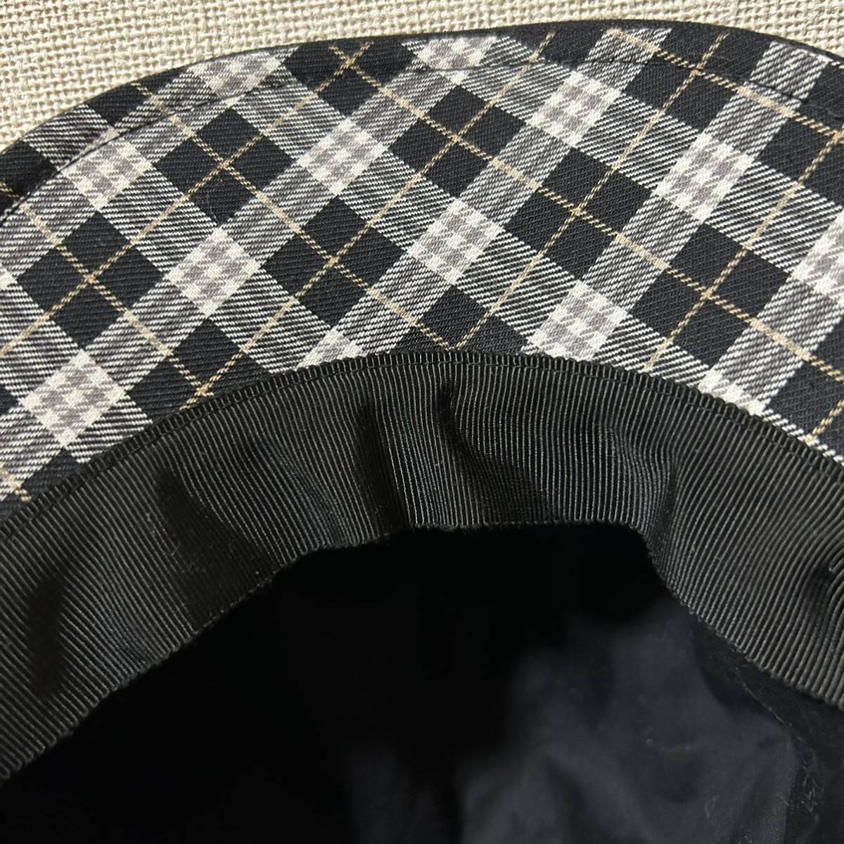 小さめ57cm！バーバリーロンドンBL 古着ハンチング 黒 日本製 三陽商会 Burberry LONDON BLUE LABEL_画像7