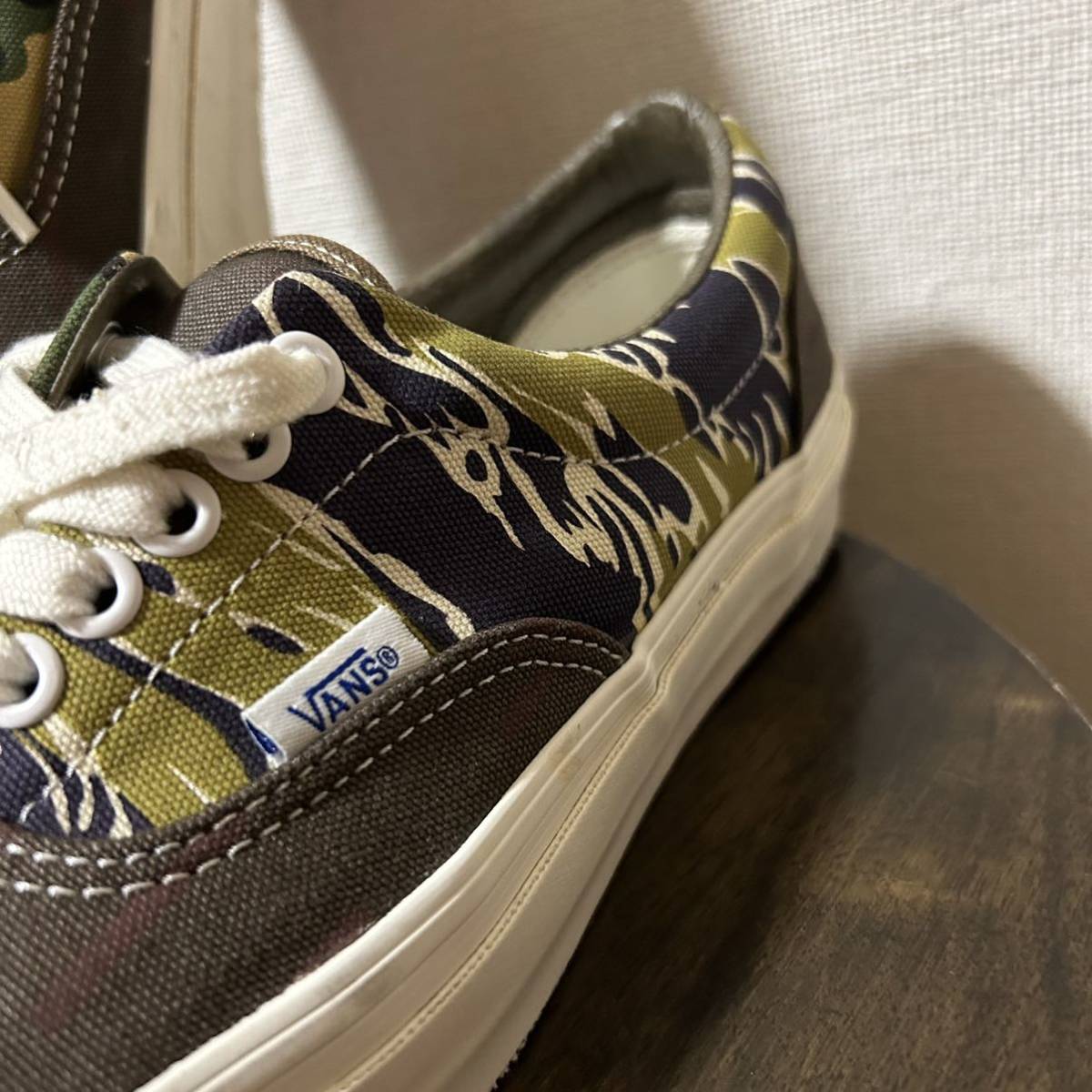 25.5cm！VANS バンズ エラ マルチ迷彩 古着中古スニーカー 箱無し メンズ レディース_画像2