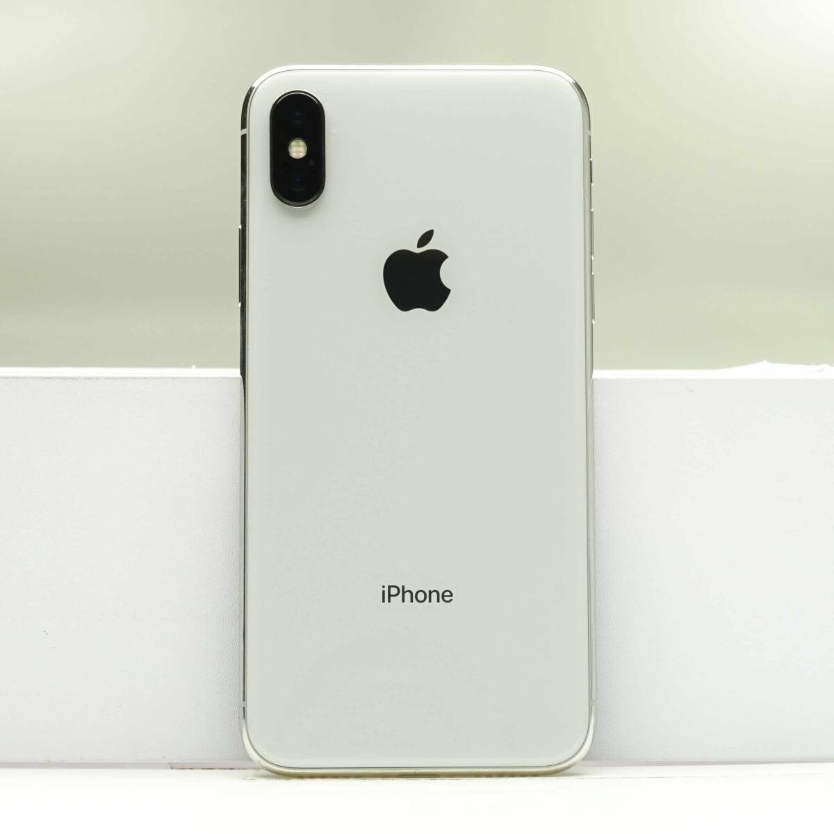 100％品質 iPhone X 64GB シルバー SIMフリー 訳あり品 ジャンク