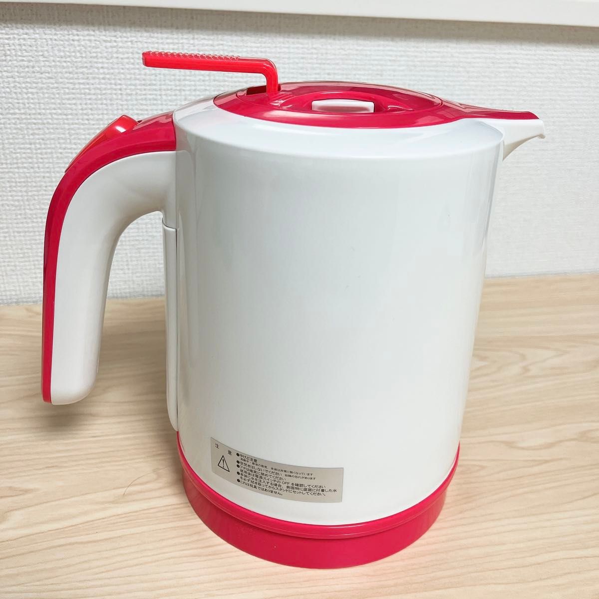 SANRIO ハローキティ 電気ケトル1.1L TA-B02-04 SANRIO ハローキティ 電気ケトル1.1L TA-B02-04
