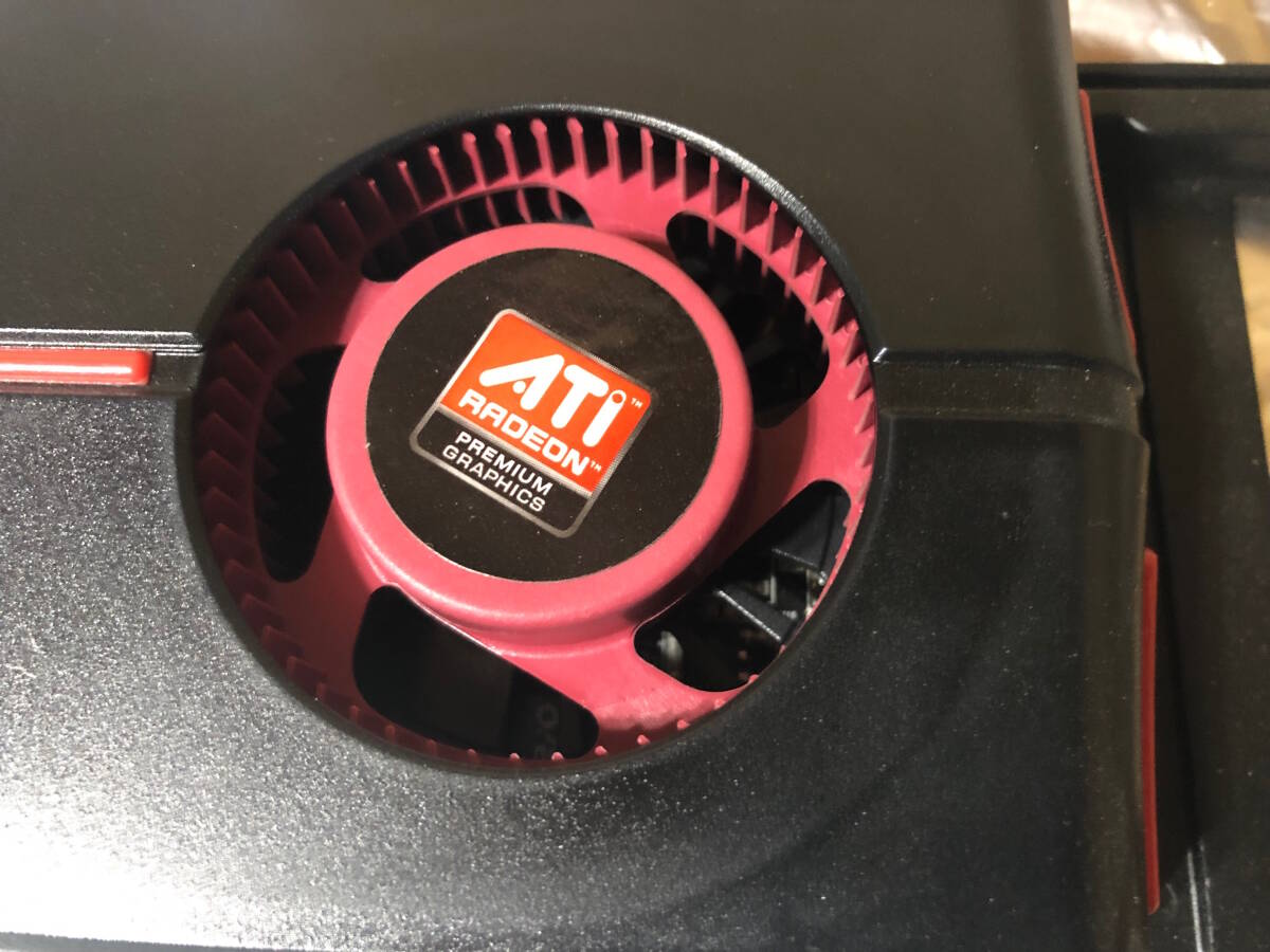 ☆ M514「良品／動作良好／使用頻度少なめ」アップル純正 ATI Radeon HD 5770／1GB／ 本体のみ ☆_画像2