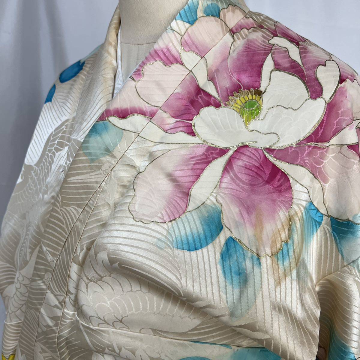 【wellriver】 アンティーク 着物 振袖 花柄 可愛い 正絹 身丈168cm 和装 和服 #B337！_画像3
