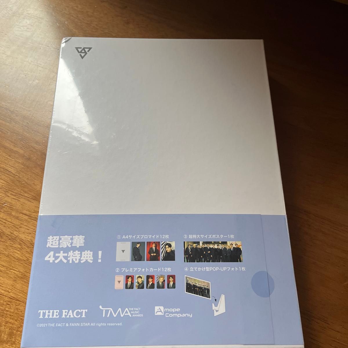 THE FACT SEVENTEEN PHOTOBOOK　未開封