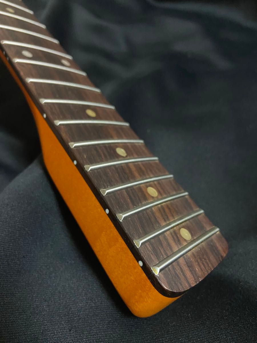 ストラトキャスター　ギター　ネック （142）ローズ　ビンテージ　ニトロサテン塗装