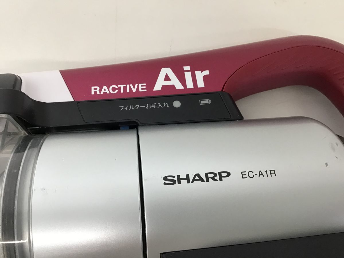 ●営FU396-120　【稼働品】　SHARP シャープ コードレスサイクロン掃除機 RACTIVE Air ピンク EC-A1R-P 2017年製_画像3