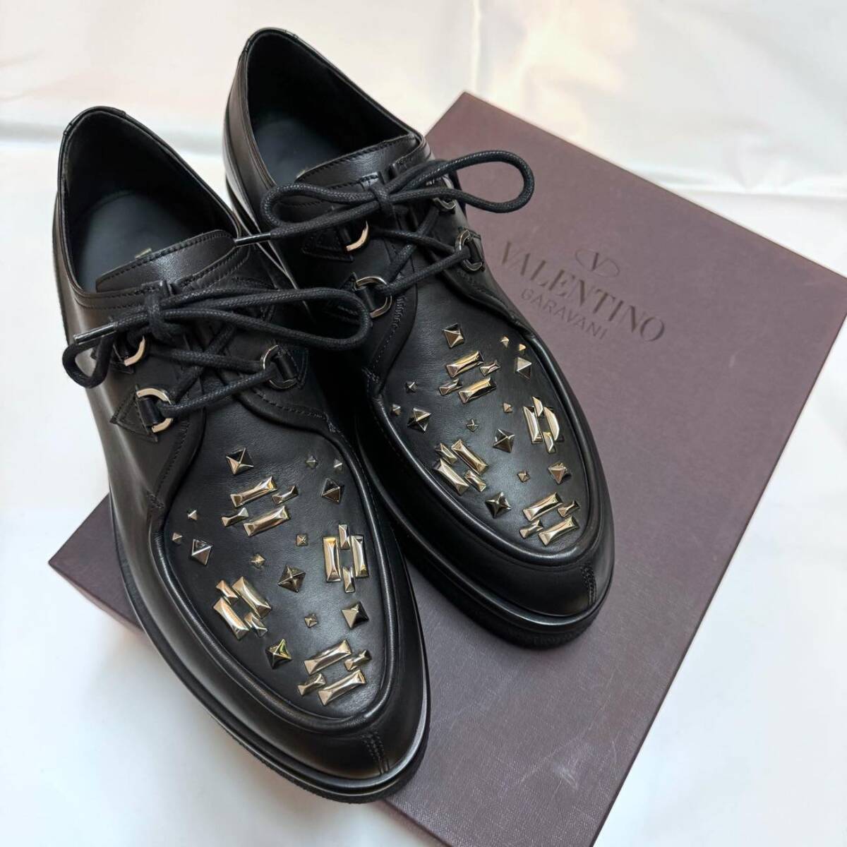 新品即決 GARAVANI VALENTINO 42(27cm) ロックスタッズレザーシューズ