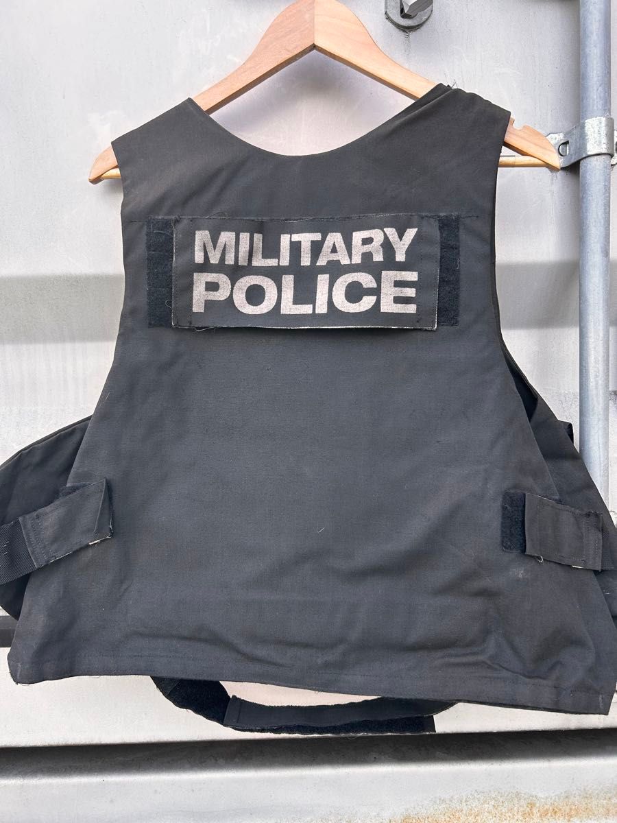 米陸軍憲兵隊スモールアームズボディーアームカバーODカラーLサイズ希少品 米軍放出品 米陸軍憲兵隊ベスト サイズXL MILITARY POLICE