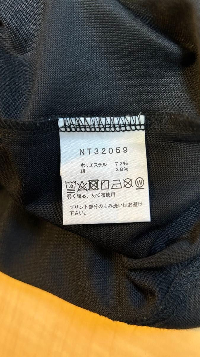 THE NORTH FACEザ ノースフェイス Tシャツ