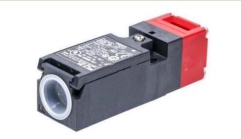 ☆適合請求書☆新品 50個セット OMRON D4NS-2DF 小形セーフティ ☆適合請求書☆新品 50個セット OMRON D4NS-2DF 小形セーフティ