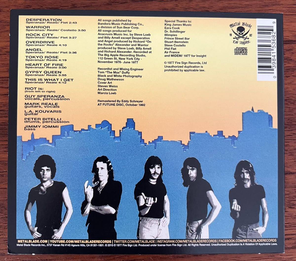 美品 Riot Rock City CD kiss Raven VIRGIN STEELE Iron Maiden ac/dc Saxon Judas Priest Ozzy Black Sabbath Metallica Dio loudness_画像2
