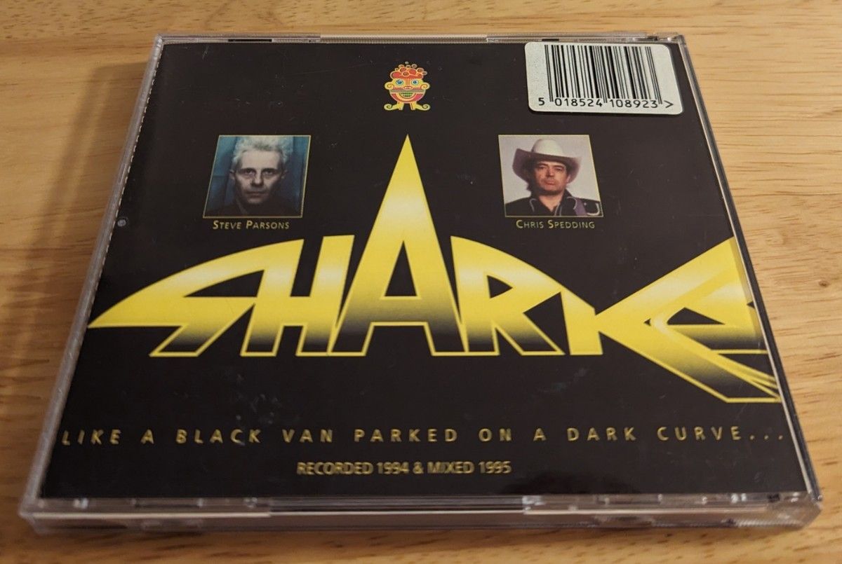 SHARKS LIKE A BLACK VAN PARKED ON A DARK CURVE シャークス　闇に潜む影　国内盤 CD