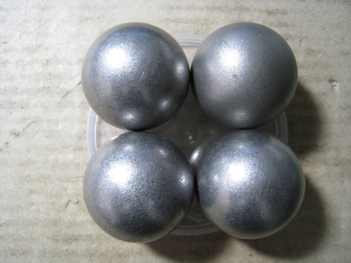 鉄球４球セット　直径約37㎜×4　重さ約203ｇ/１個　総重量809ｇ　管理番号MC-79_画像1