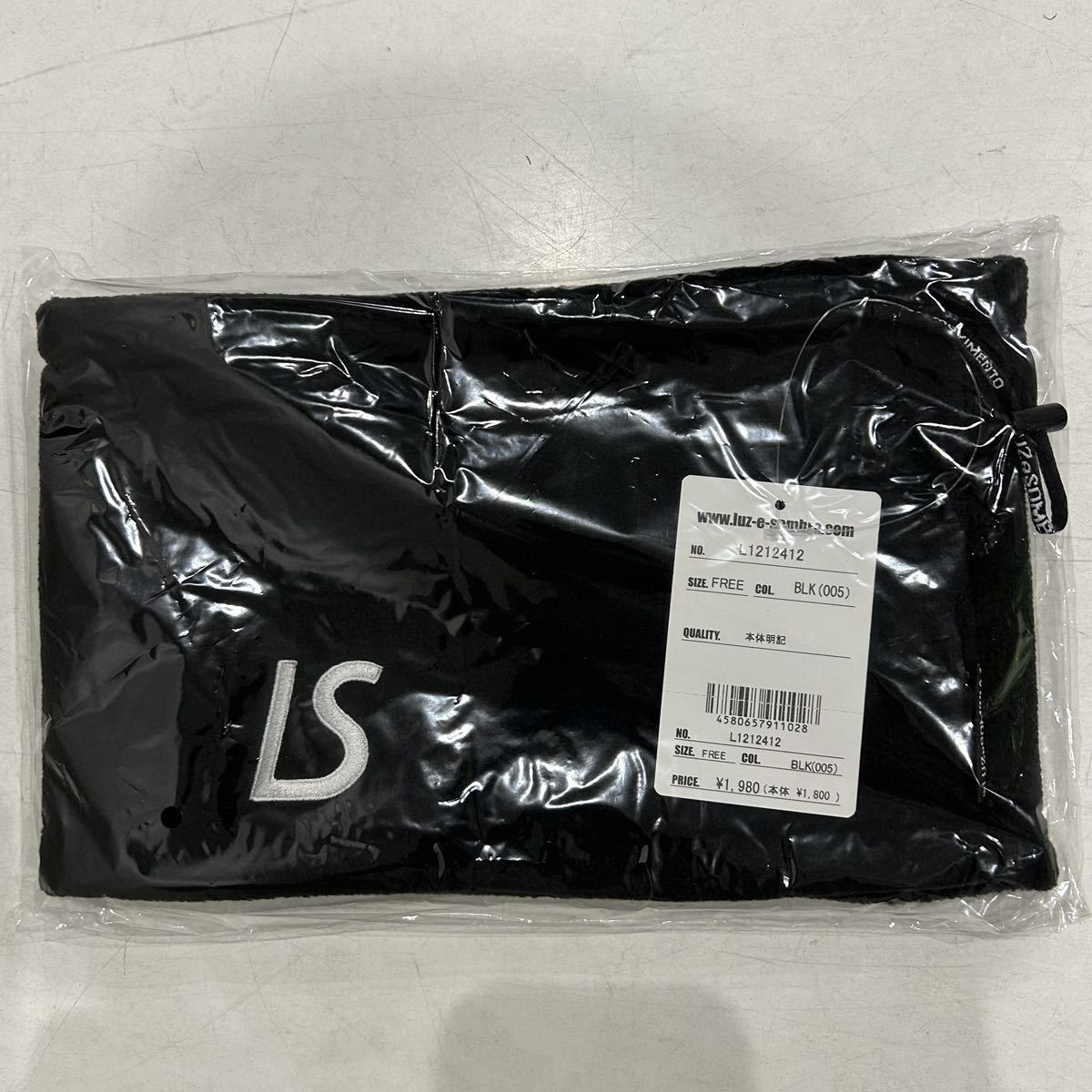 【フリーサイズ】即決！LUZ e SOMBRA STD FLEECE NECK WARMER(ブラック) 新品未開封品 2023FW カジュアル ルース 手袋 即完売 冬の必需品_画像2