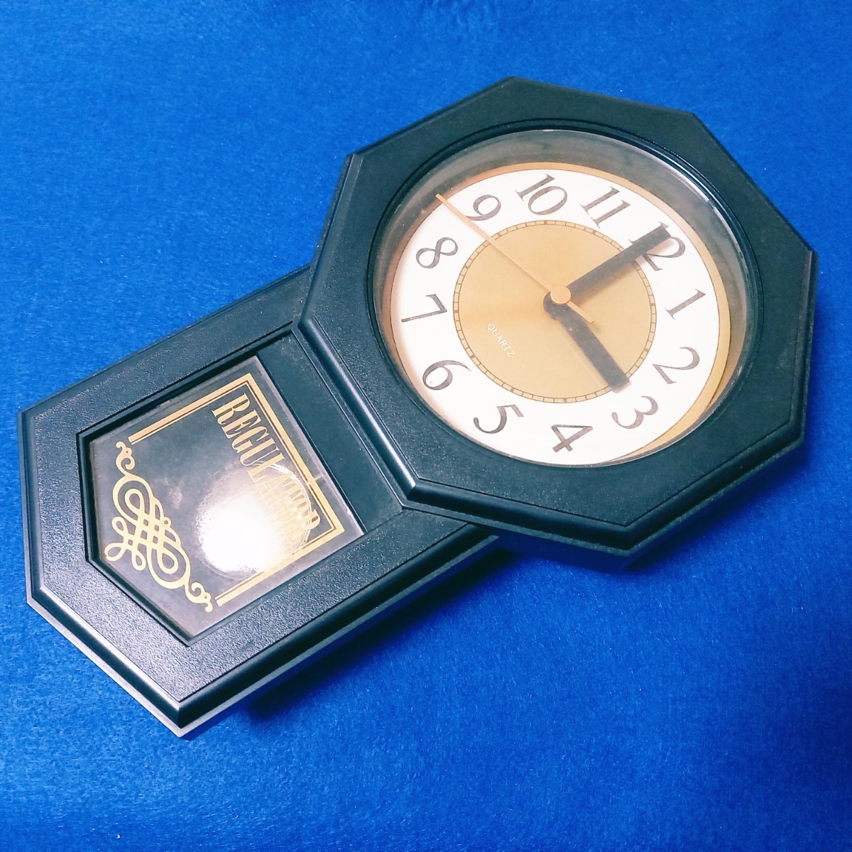 振り子時計 掛時計 レトロ アンティーク QUARTZ REGULATOR 掛け時計 電池式 ジャンク 【同梱可能　追跡番号あり】_画像4