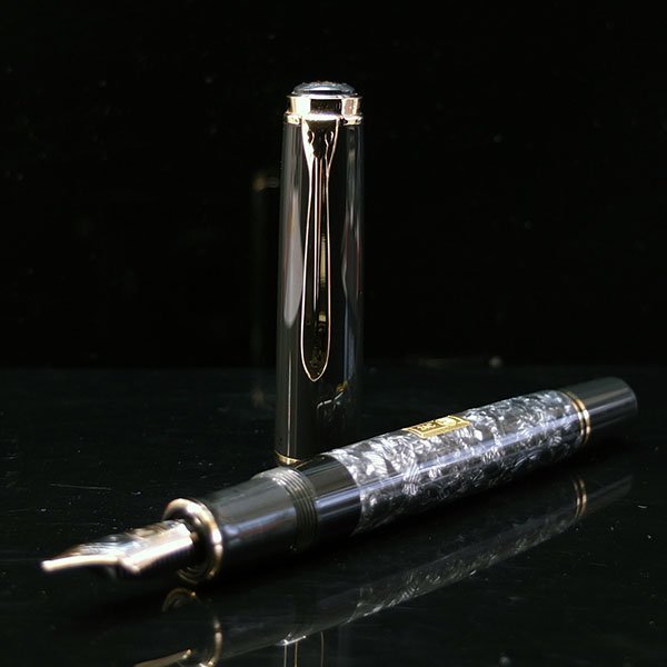 1円～【おたからや】◆Pelikan(ペリカン)万年筆/ウォールストリート/限定4500本◆tm445-A39517◆_画像1