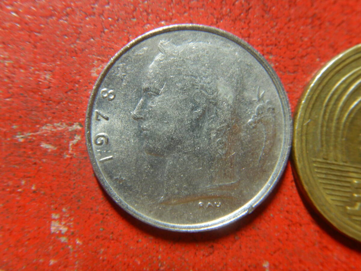 外国・ベルギー／１フラン白銅貨（1978年・BELGIE）　24022502_画像1