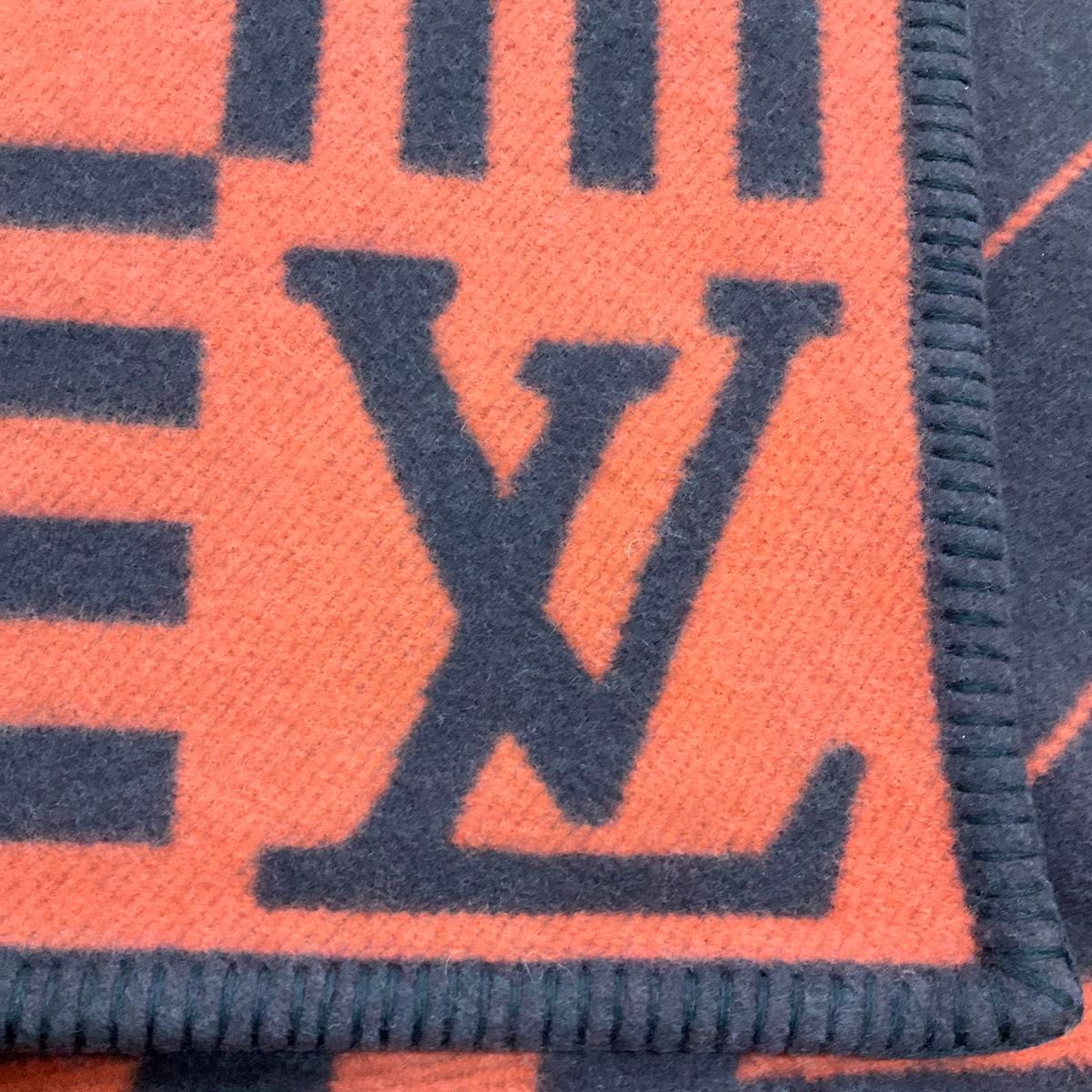 LOUIS VUITTON ルイヴィトン ブレットカラコラム ブランケット LOUIS VUITTON ルイヴィトン ブレットカラコラム ブランケット