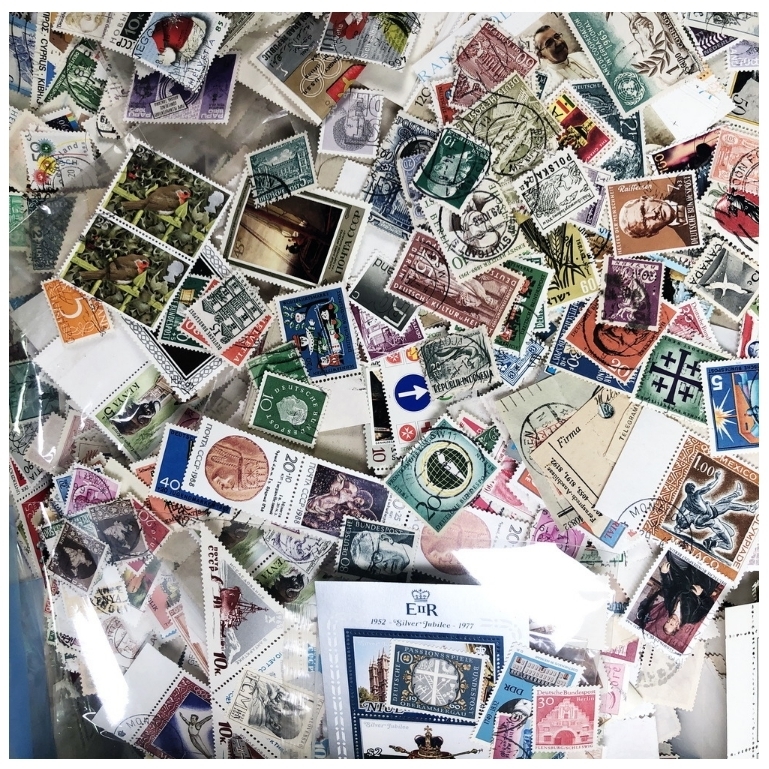 ★世界切手, ヨーロッパ 古い切手 1000枚　使用済切手-大型切手, 記念切手含む-bb4_画像3