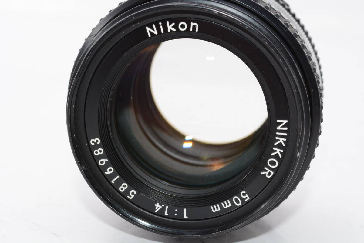 【外観特上級】Nikon NIKKOR 50mm F1.4 #u0386の画像4