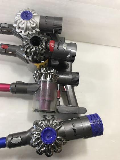 湘/dyson/ダイソン/掃除機/4点セット/コードレスクリーナー/充電式バッテリー/パーツ/部品/動作未確認/湘1.26-46森_画像2