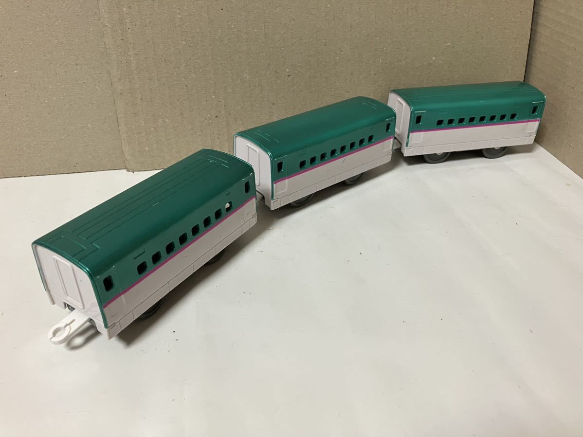 E5系はやぶさ プラレール(ハッピーセットプラレール+中間車) - 鉄道模型