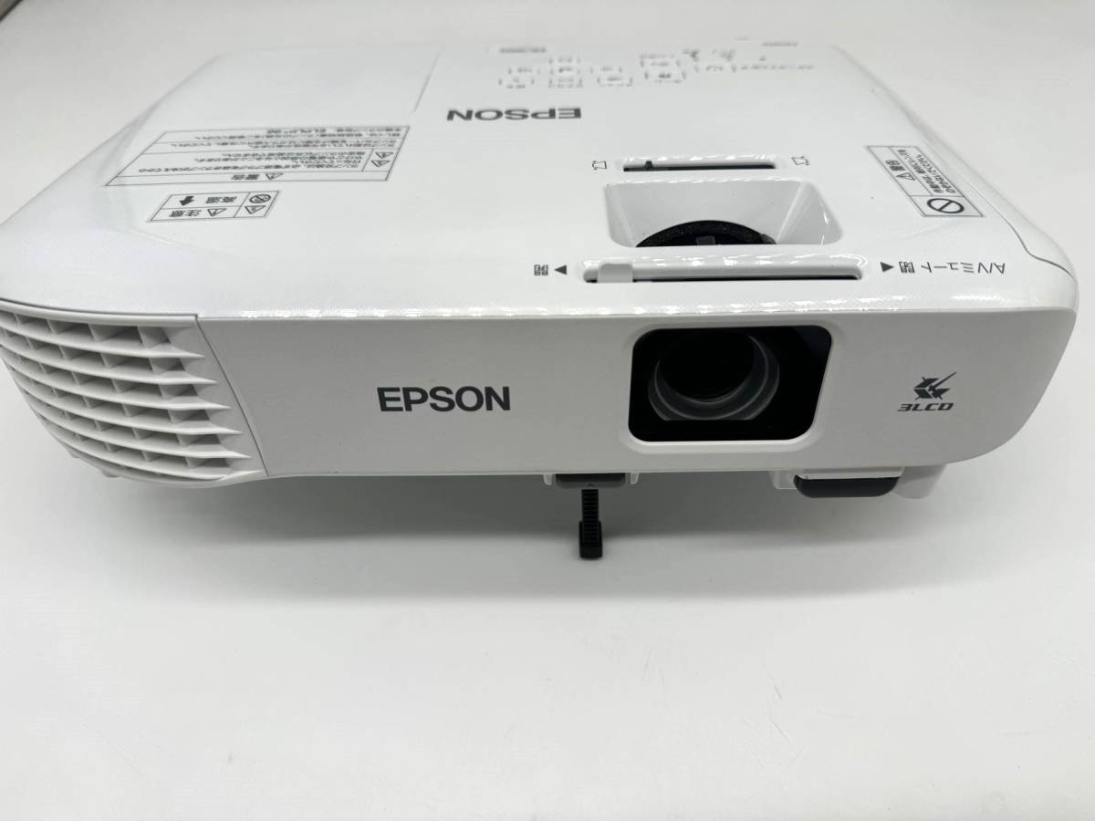 美品 EPSON/エプソン ビジネス プロジェクター EB-W05 / H840D ランプ点灯時間 ：高 98H