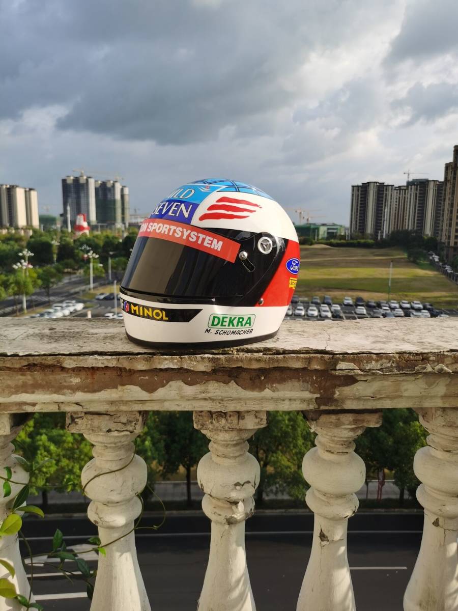 海外 送料込み ミハエル・シューマッハ F1 FORMULA 1 等身大 海外 送料込み ミハエル・シューマッハ F1 FORMULA 1 等身大