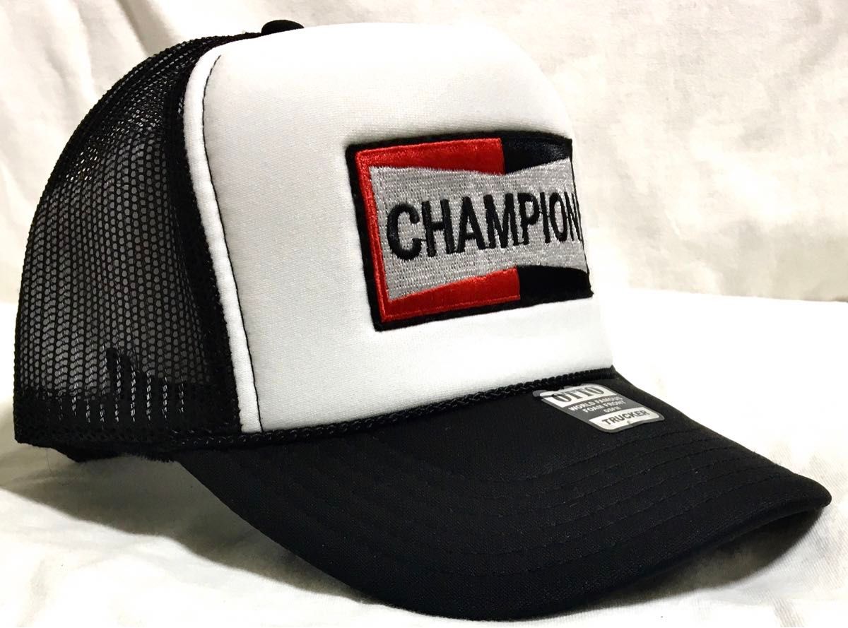 CHAMPION パッチトラッカー　ホワイト×ブラック　新品　アメカジ　OTTO スナップバック