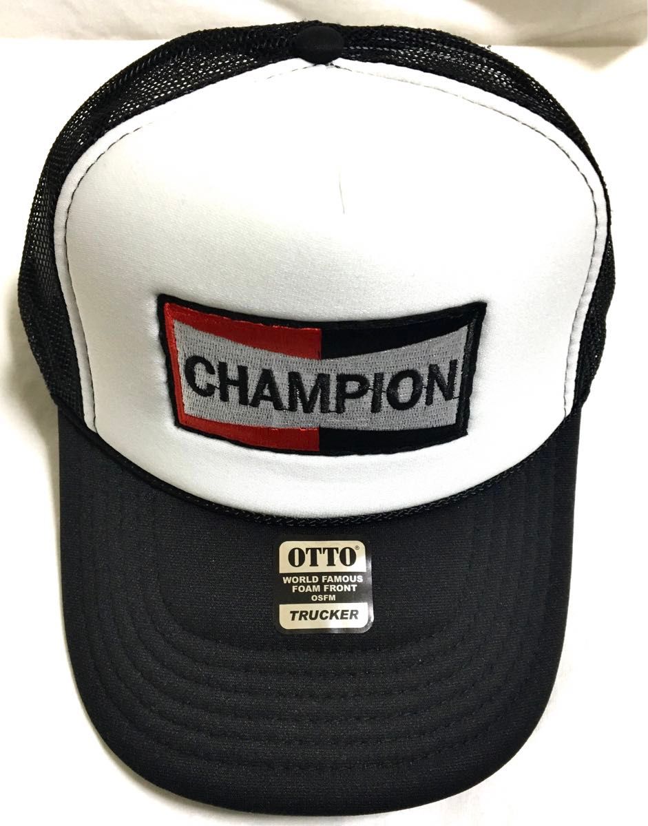 CHAMPION パッチトラッカー　ホワイト×ブラック　新品　アメカジ　OTTO スナップバック