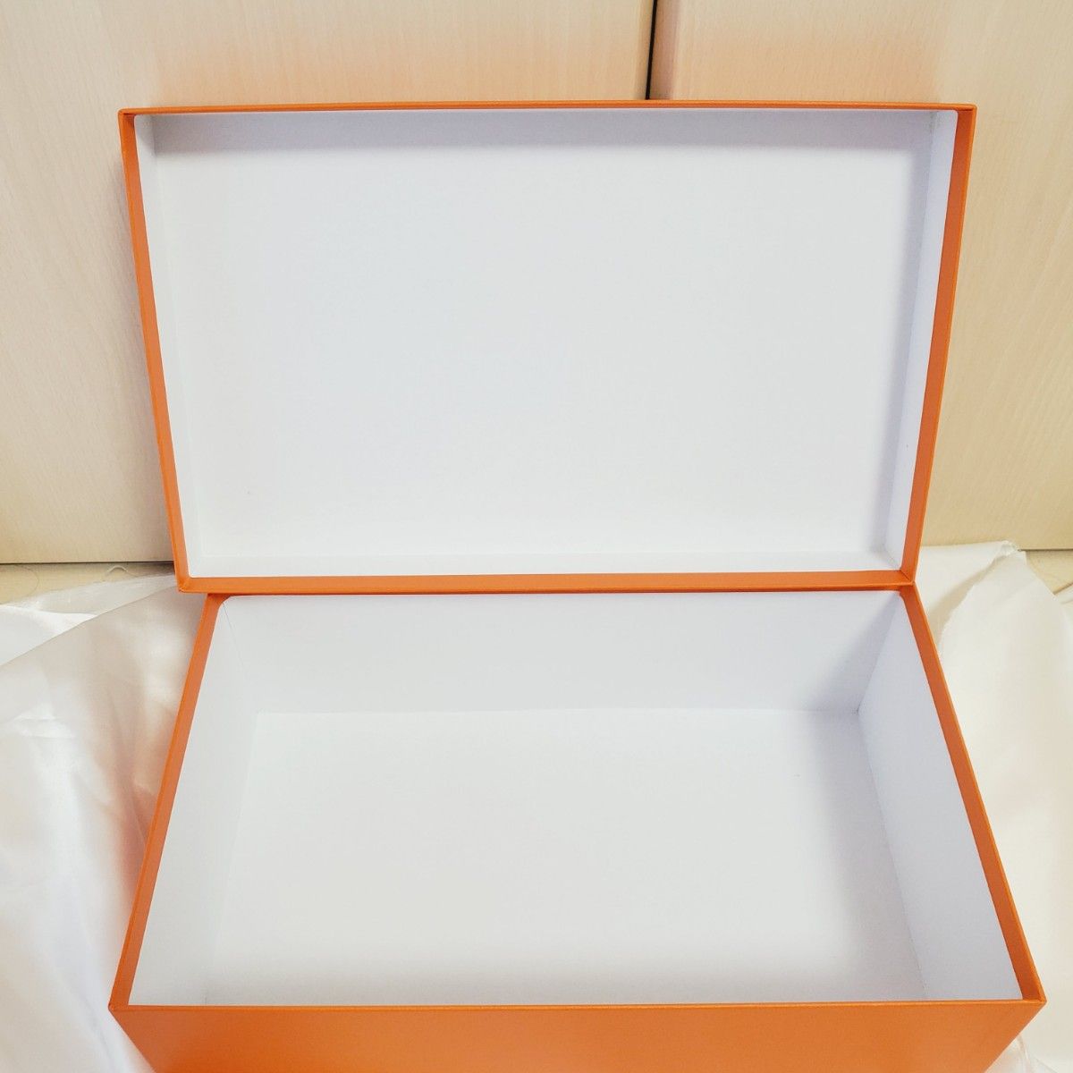 エルメス HERMES 空き箱 空箱 オレンジ ボックス 化粧箱　大きめ　626