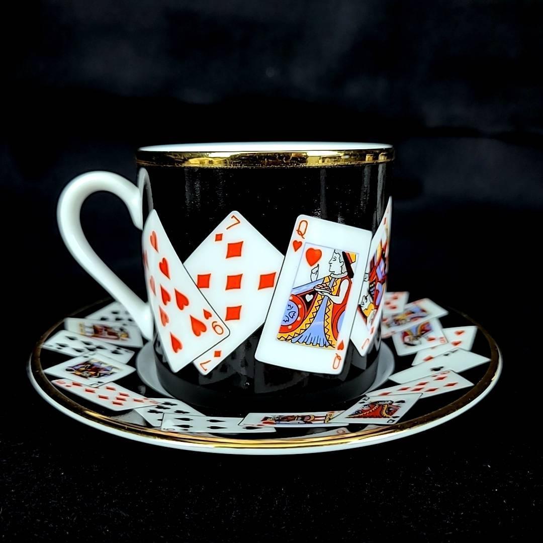 美品 ティファニー Tiffany&Co トランプ柄 金彩 カップ&ソーサー 美品 ティファニー Tiffany&Co トランプ柄 金彩 カップ&ソーサー