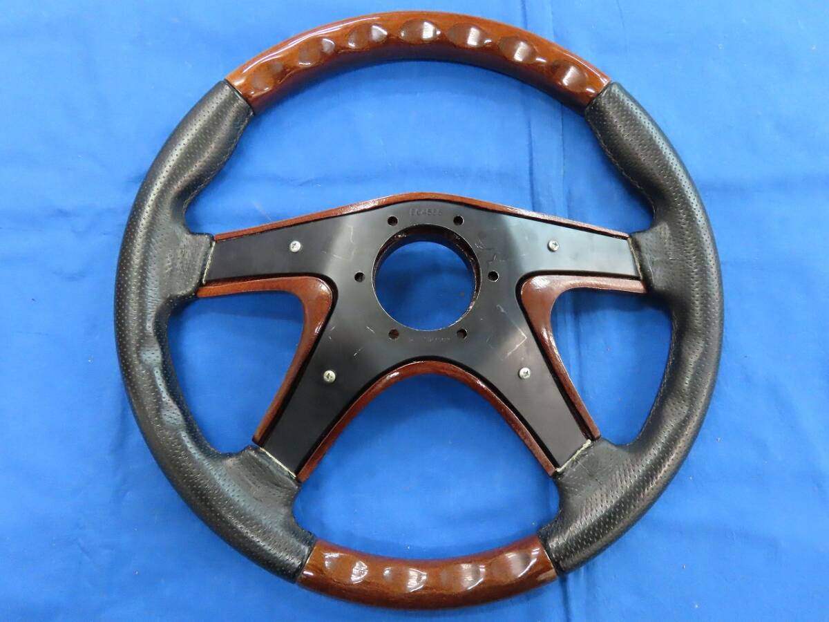 NARDI GARA4 ガラ4 TRD 36.5Φ ウッド&レザー 中古 美品 絶版 NARDI GARA4 ガラ4 TRD 36.5Φ ウッド&レザー 中古 美品 絶版