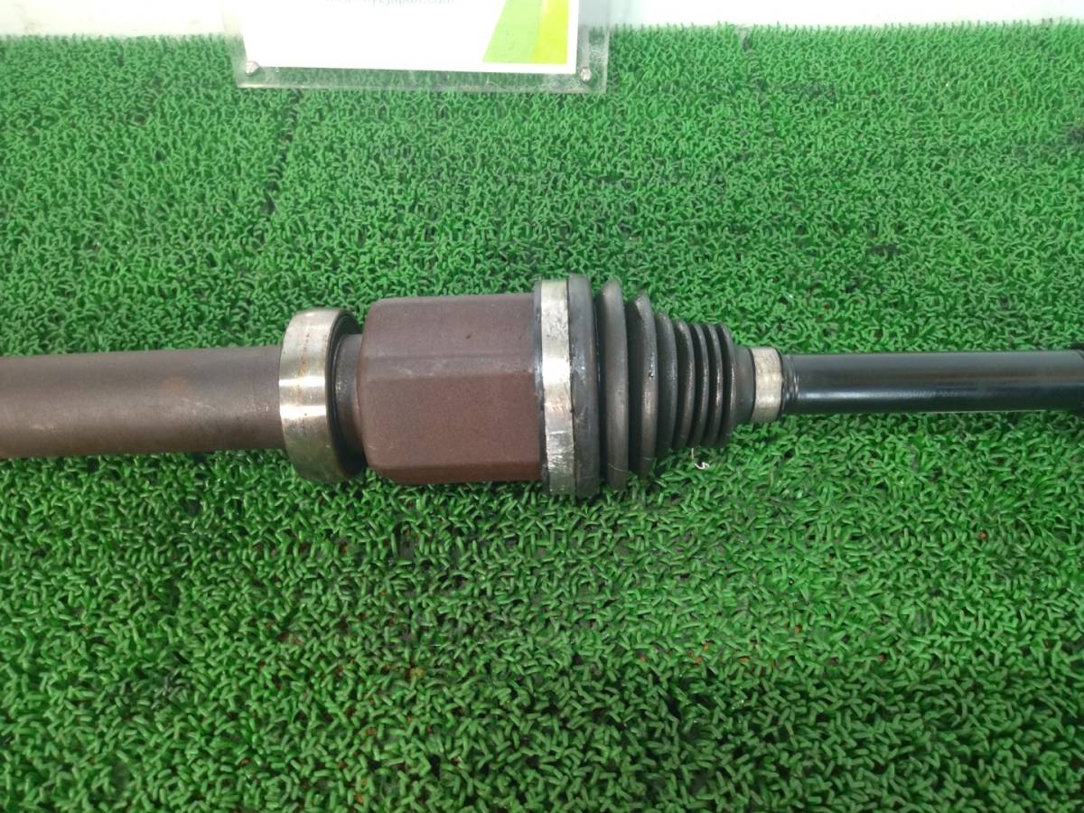  Volvo V40 DBA-MB4164T 2014 year front drive shaft right shipping size [2L] NSP87402*