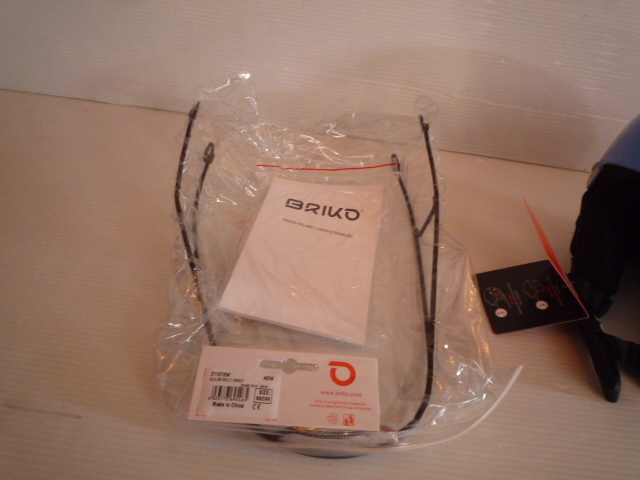 13121円 新品 選手用 SL ヘルメット ブリコ BRIKO 60 2 訳あり 13121円 新品 選手用 SL ヘルメット ブリコ BRIKO 60 2 訳あり